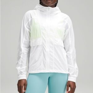 lululemon athletica hood light jacket EUC size 6